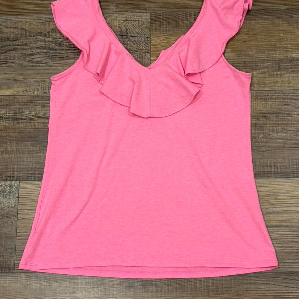 'Lilly Pulitzer ruffle tank top with a flattering neckline